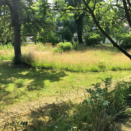 Apartment Mit Wasserzugang